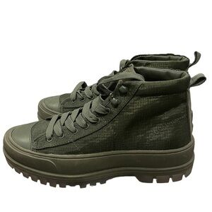 Anthropologie greats lug sole ankle boots.  Army green color.  Size 6